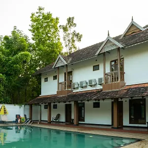 Vajra Ayurveda And Yoga Retreat Appart hôtel Kochi