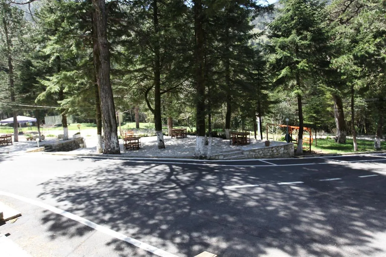 Bujtina Uji I Panjes, Log Cabins Dukat Hotel
